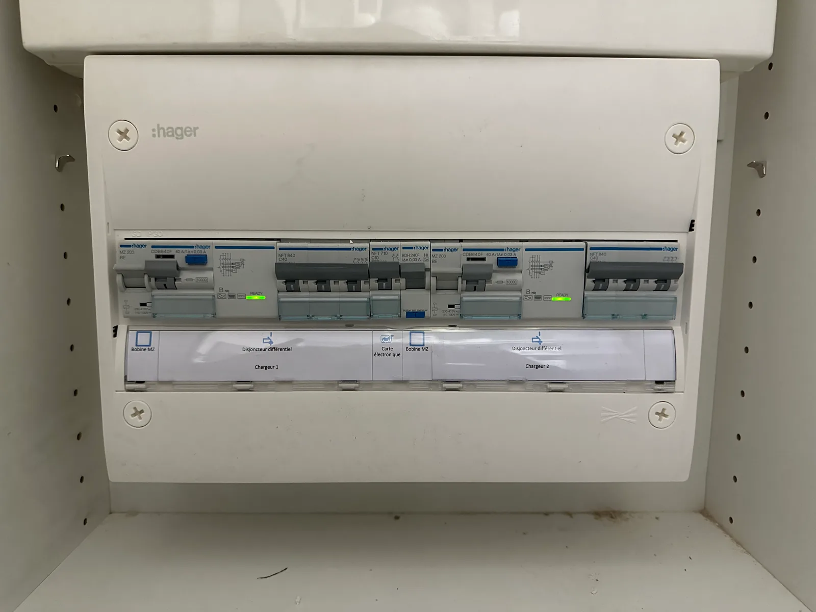 Borne recharge IRVE installee