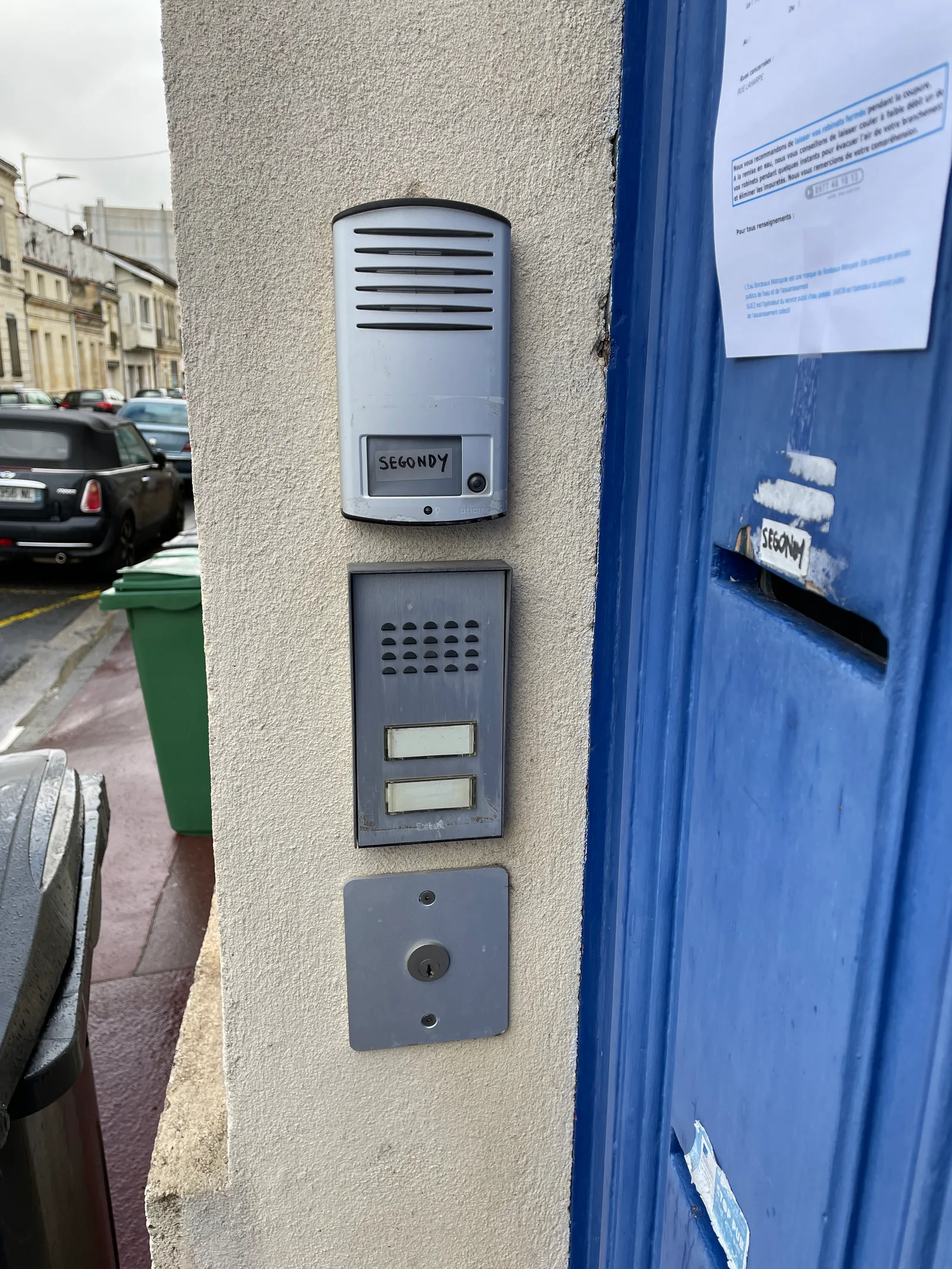 Platine interphone exterieur